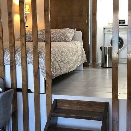 דירה Larnaca Flat On The Beachside *